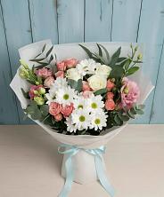 Букет цветов из:  Розы, Лизиантусы и Хризантемы в Зайково