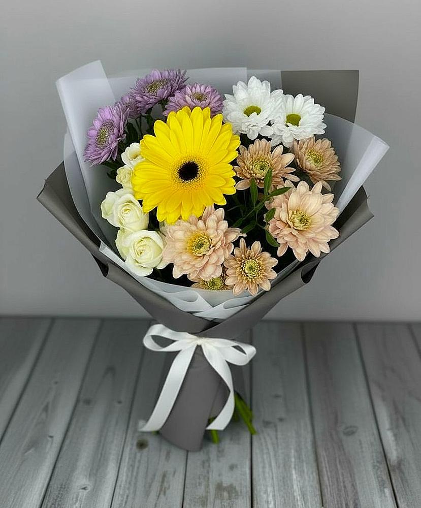 Букет цветов из: Розы, Герберы и Хризантемы в Зайково