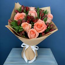 Букет цветов из:  Розы и Альстромерии в Зайково