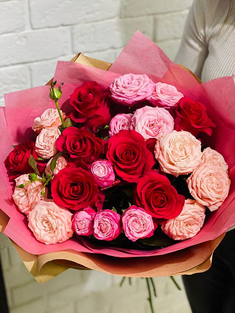 Букет цветов из: Розы в Зайково