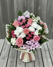 Букет цветов из:  Альстромерии, Гвоздики, Розы и Хризантемы в Зайково