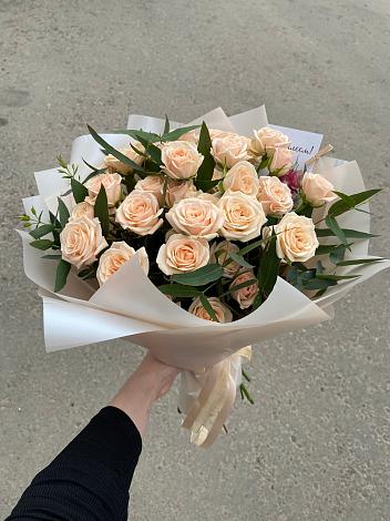 Букет Кремовые розы Латте в Зайково