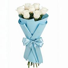 Букет 7 белых роз Проуд в Зайково