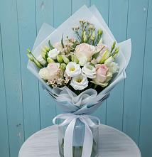 Букет цветов из:  Розы и Лизиантусы в Зайково