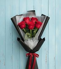 Букет цветов из:  Розы в Зайково